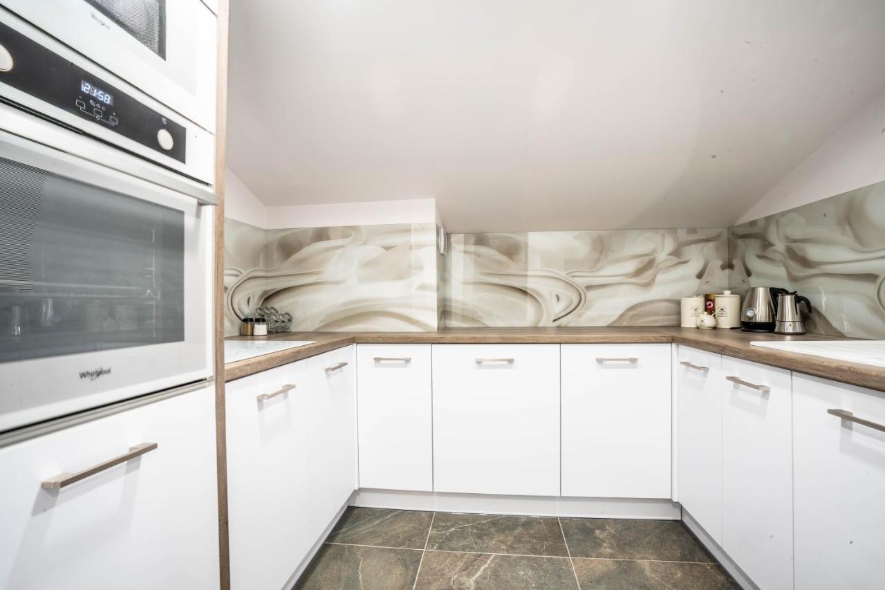 New Warszawa Parking Free Apartment